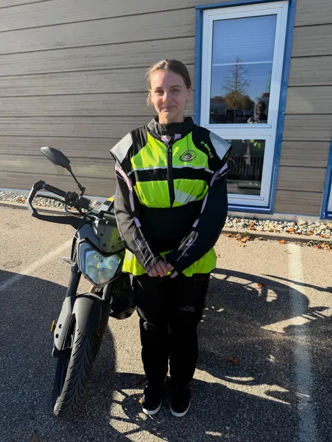 Alischa, bei top Wetter eine top Fahrt! Gratulation zum Führerschein